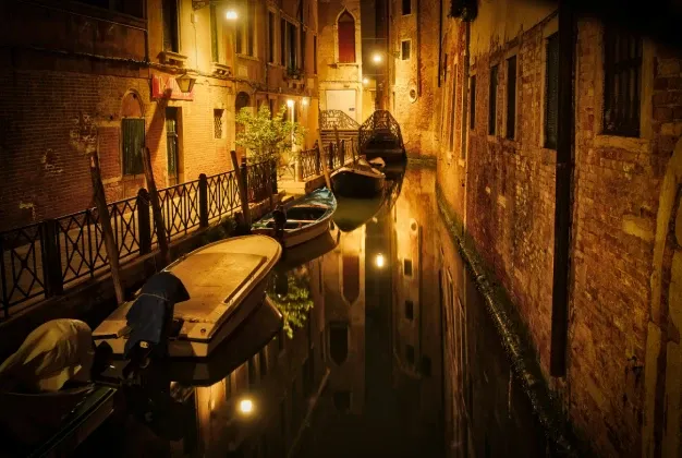 venice gallery 01